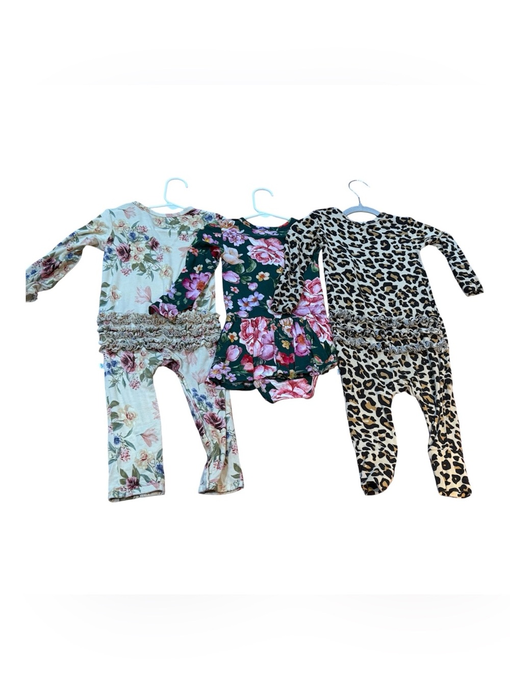Posh Peanut bundle of 3 18-24m bamboo long sleeve onesies- floral and leopard - Picture 2 of 12